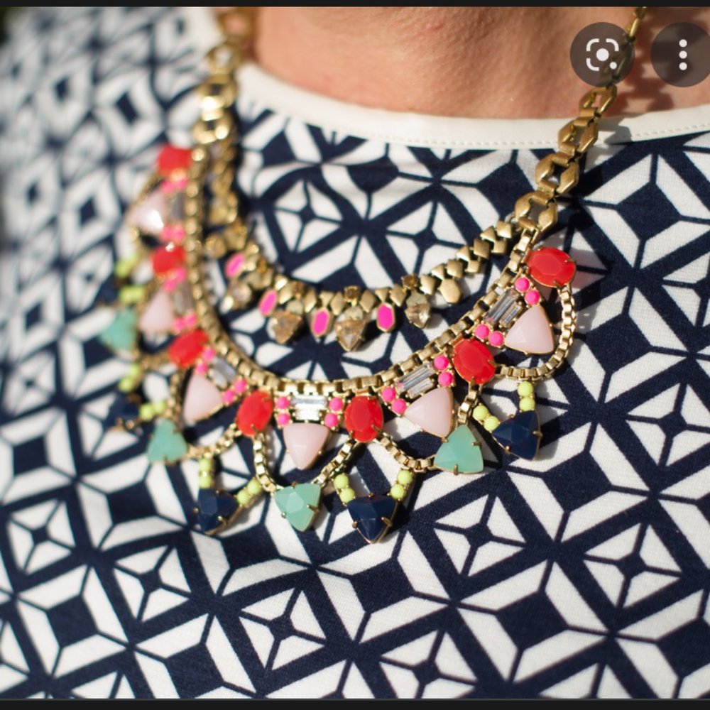 Stella & Dot Fanella Statement Necklace
